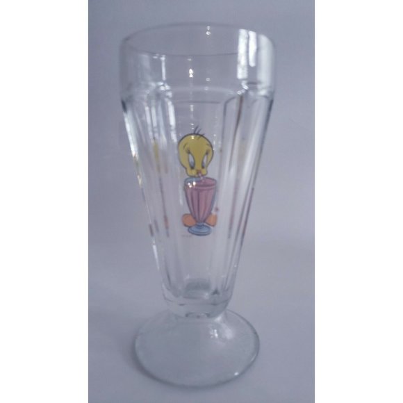 Warner Brothers Tweety Bird 1997 Drinking icecream - Picture 3 of 4